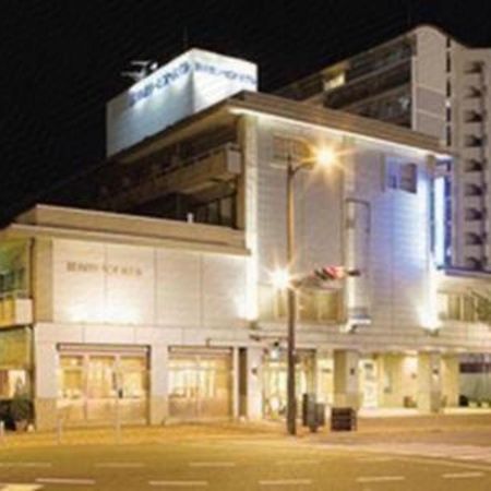 Kokura Recent Hotel Kitakyūshū Exteriör bild