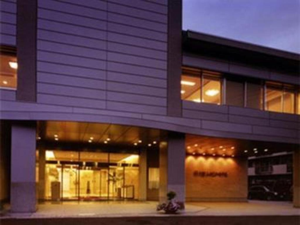 Kokura Recent Hotel Kitakyūshū Exteriör bild