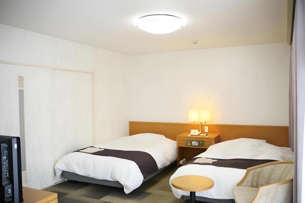 Kokura Recent Hotel Kitakyūshū Exteriör bild