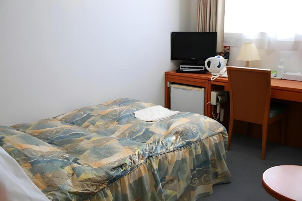 Kokura Recent Hotel Kitakyūshū Exteriör bild